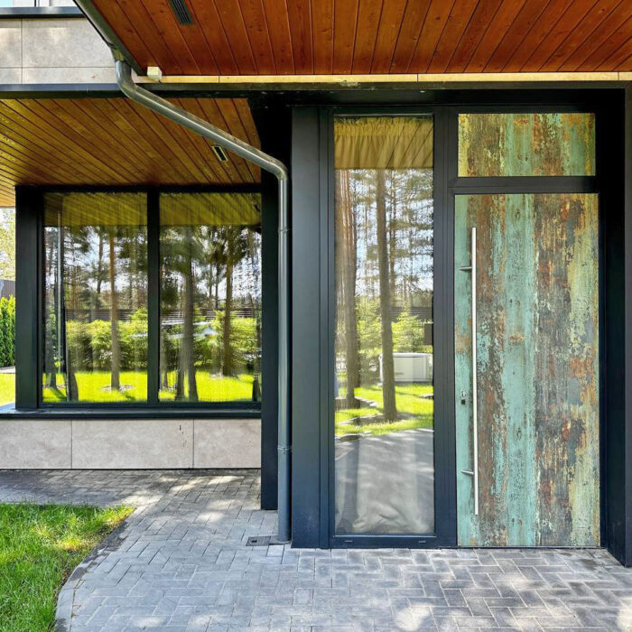 Aluminum doors